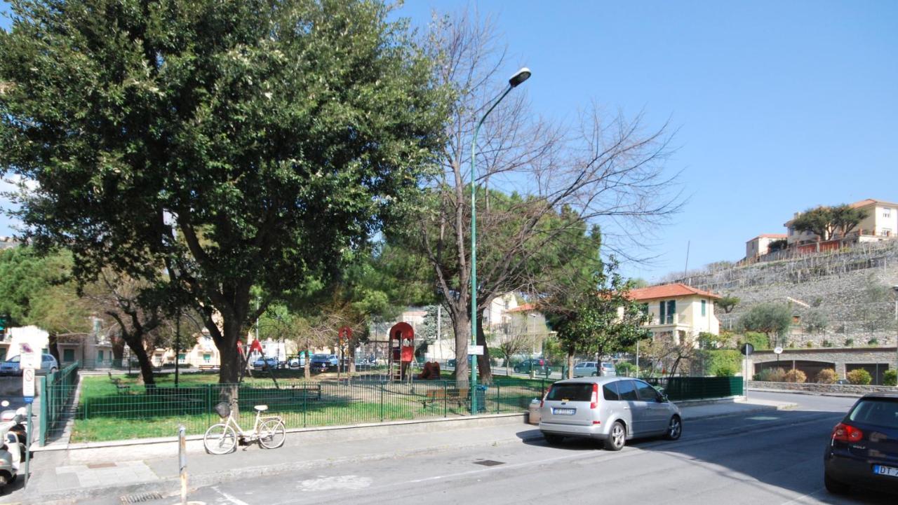 Appartamenti Con Giardino E Posto Auto Per Famiglie Finale Ligure Ngoại thất bức ảnh