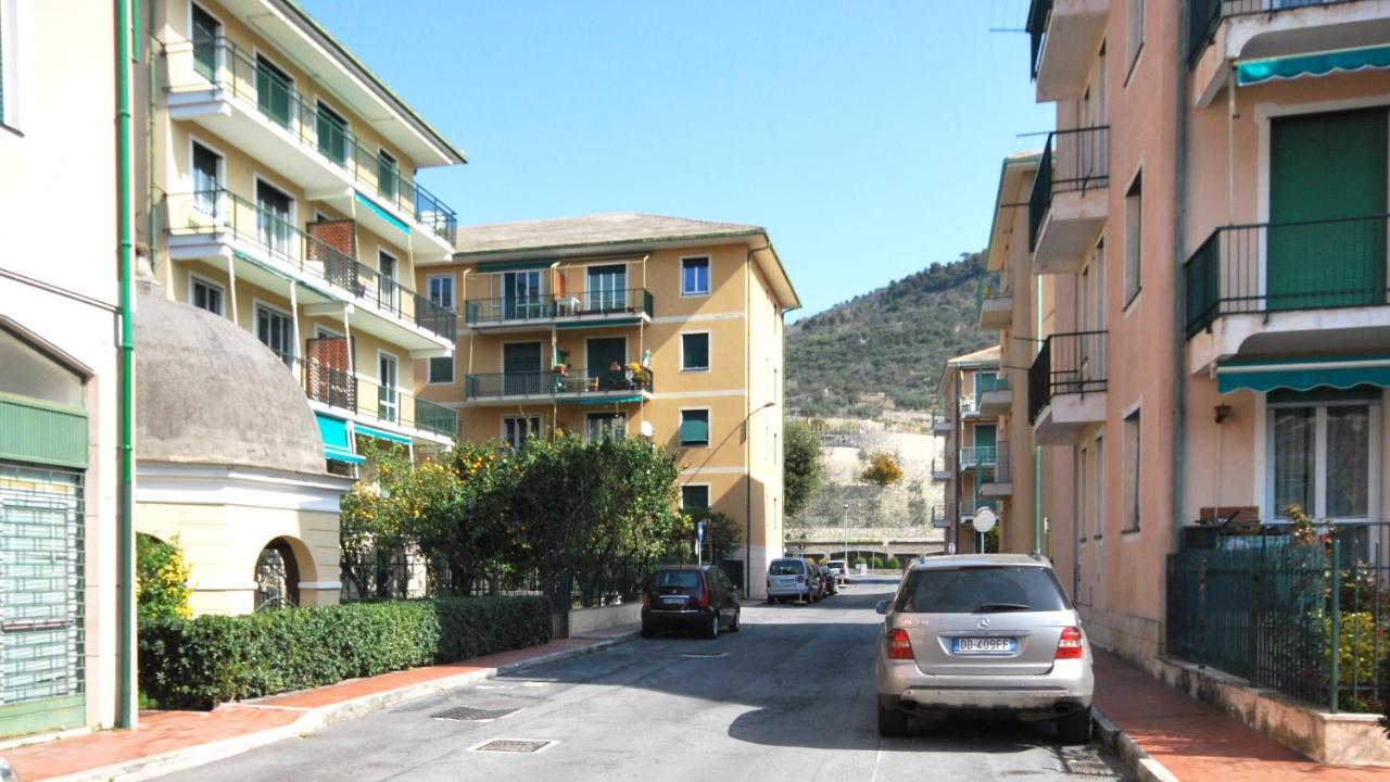 Appartamenti Con Giardino E Posto Auto Per Famiglie Finale Ligure Ngoại thất bức ảnh