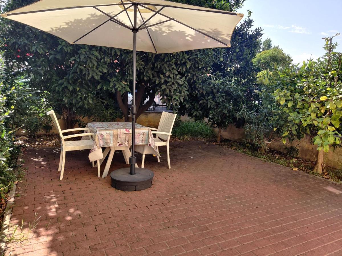 Appartamenti Con Giardino E Posto Auto Per Famiglie Finale Ligure Ngoại thất bức ảnh